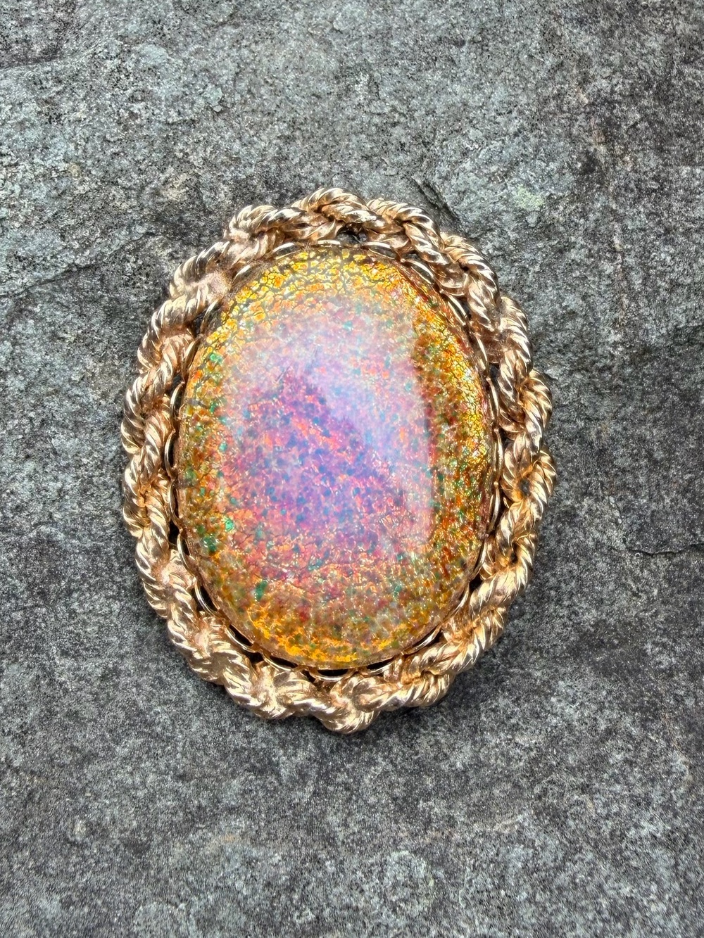 Vintage Foiled Glass Opalescent Cabochon Gold Brooch Dragons Eye
